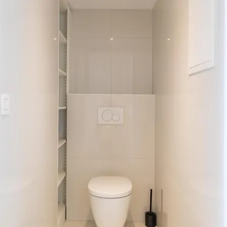 Apartment Luxury Family With Seaview And Jacuzzi Bathtub T48 *
