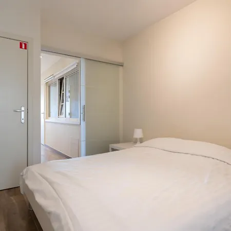 Luxury Family With Seaview And Jacuzzi Bathtub T48 Apartment