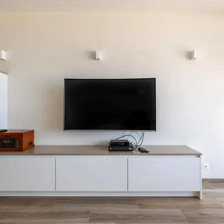 Apartman Luxury Family With Seaview And Jacuzzi Bathtub T48